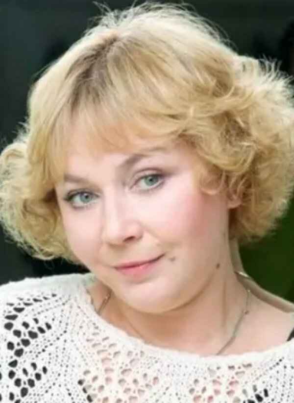 Актриса аугшкап биография личная жизнь Сергей Серов является примерным семьянином уже больше 40 лет, а его сын пошёл по
