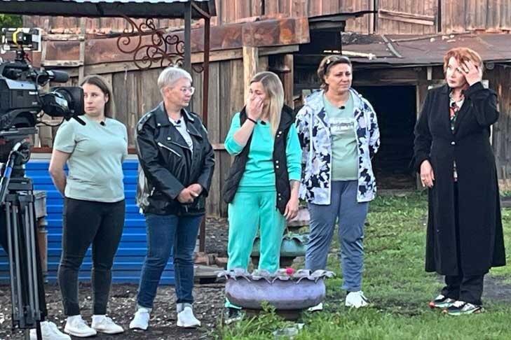    Местные жители попросили экстрасенсов о помощи. Фото из сообщества издания «Тогучинская газета» во «ВКонтакте».