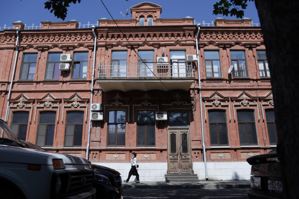    Ул. Красноармейская, 25. Фото: Эльвира Мясищева