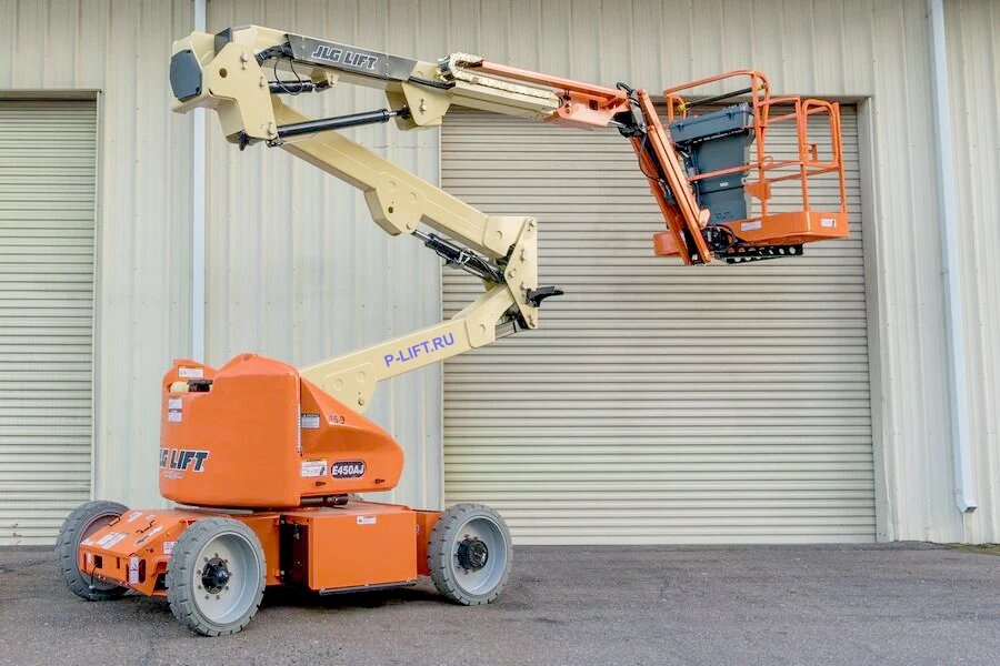Подъемник JLGE450AJ