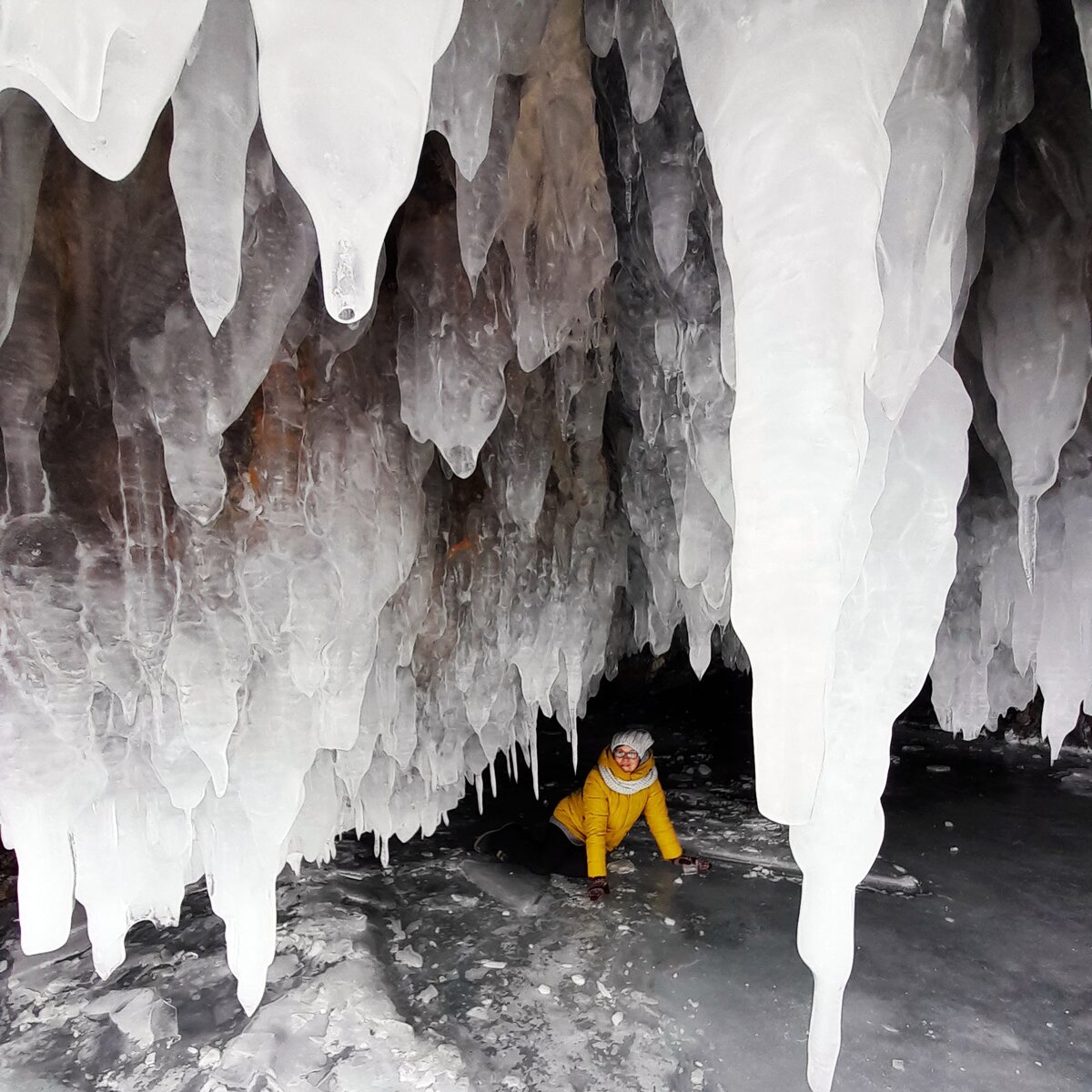 Зимний Байкал, честно говоря, и для нас был небольшим испытанием. 😄