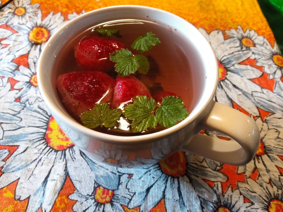 Наш витаминный дачный чай.