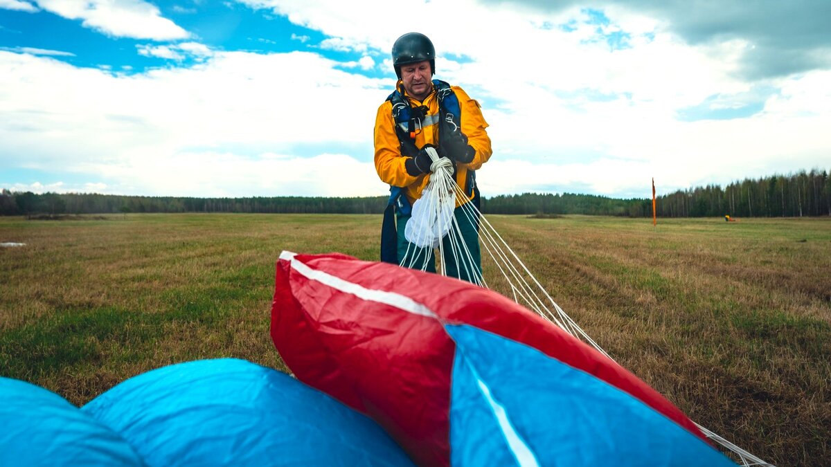    Парашютисты-пожарные Авиалесоохраны Югры опробовали новое снаряжение