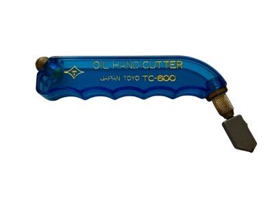 Toyo TC-600 — масляный профессиональный силовой стеклорез. 
