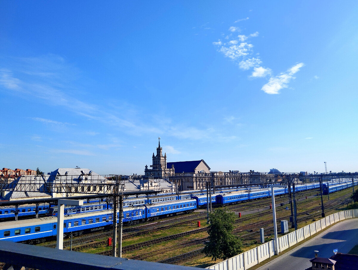 Вид на Брестский вокзал