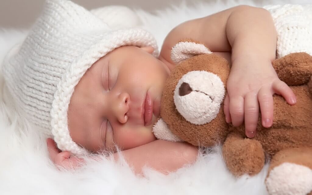 Npk doll реборн. Baby babe. Baby babe. Штука фиолетовая у детей новорожденных. Младенец с карими глазами.