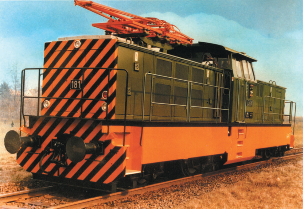 Картинка из свободных источников.  Локомотив с дизель-генераторным агрегатом мощностью 660 л. с