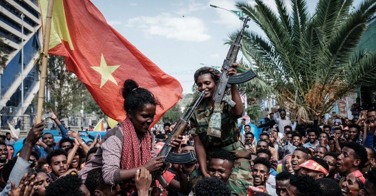 Тыграйские повстанцы на улицах г. Мекеле