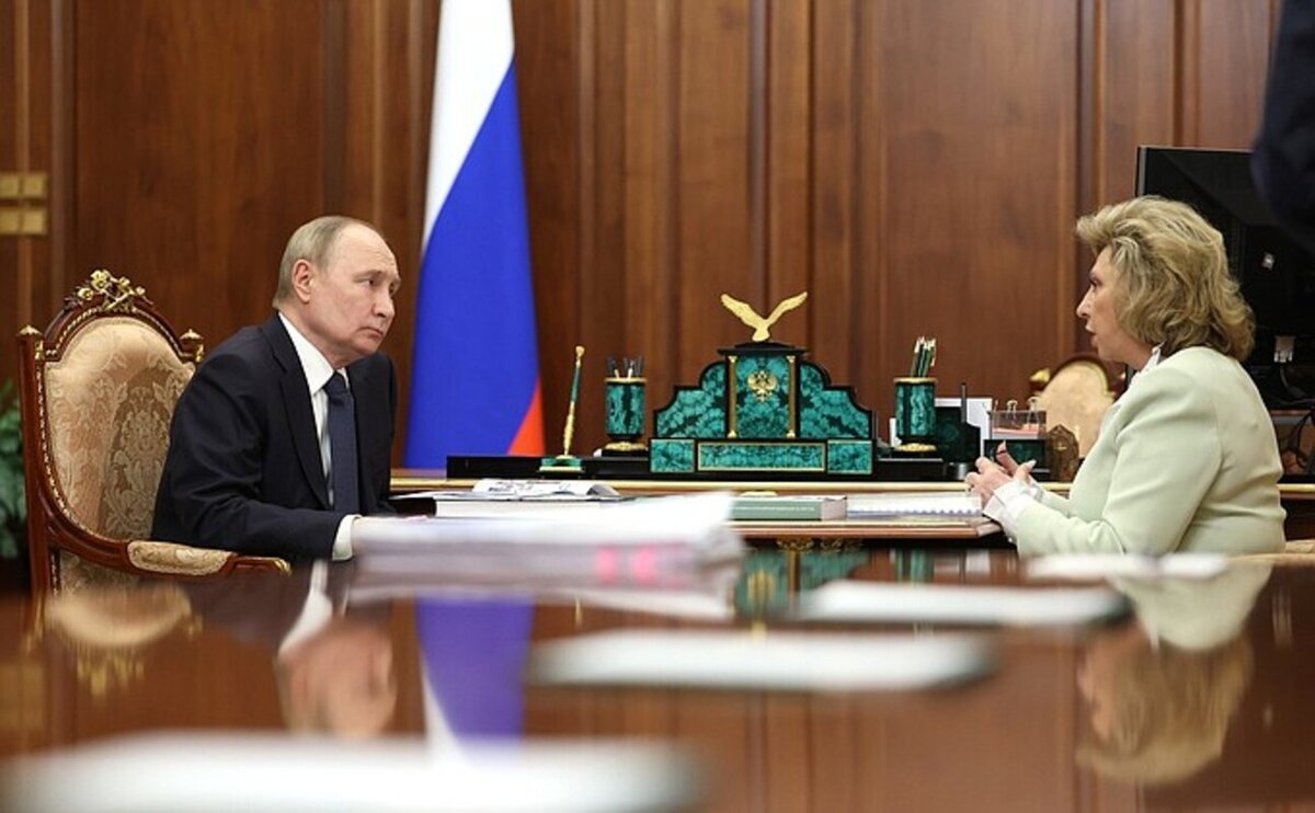 Татьяна Москалькова представила президенту доклад о своей деятельности за прошлый год.  Фото: пресс-служба Администрации президента РФ / kremlin.ru