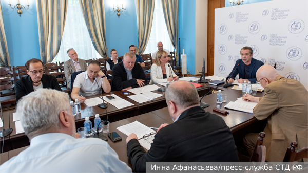     Фото: Инна Афанасьева/пресс-служба СТД РФ   
 Текст: Рафаэль Фахрутдинов