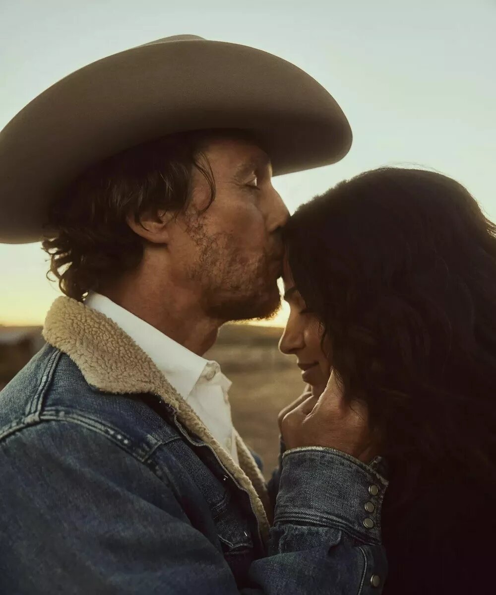   Фото: @officiallymcconaughey Анастасия Манцова
