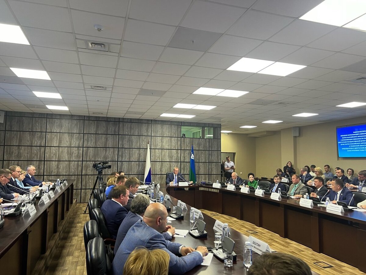    Врио губернатора Югры предложил способы решения транспортной проблемы Сургута