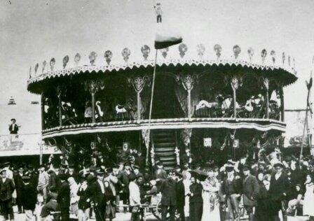 Бродячий цирк шапито