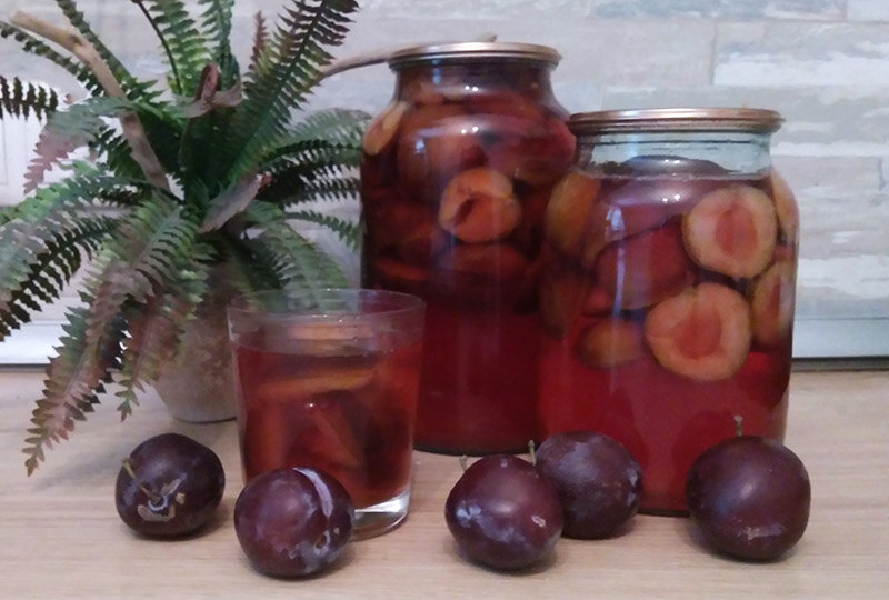 Сливовый компот