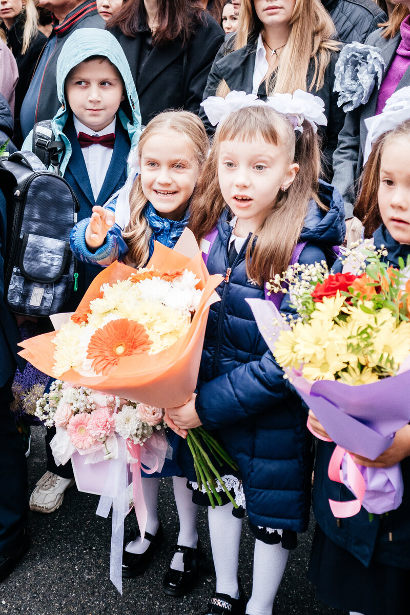 Детки 1Ж класса уфимской Гимназии №3, 1.09.2023