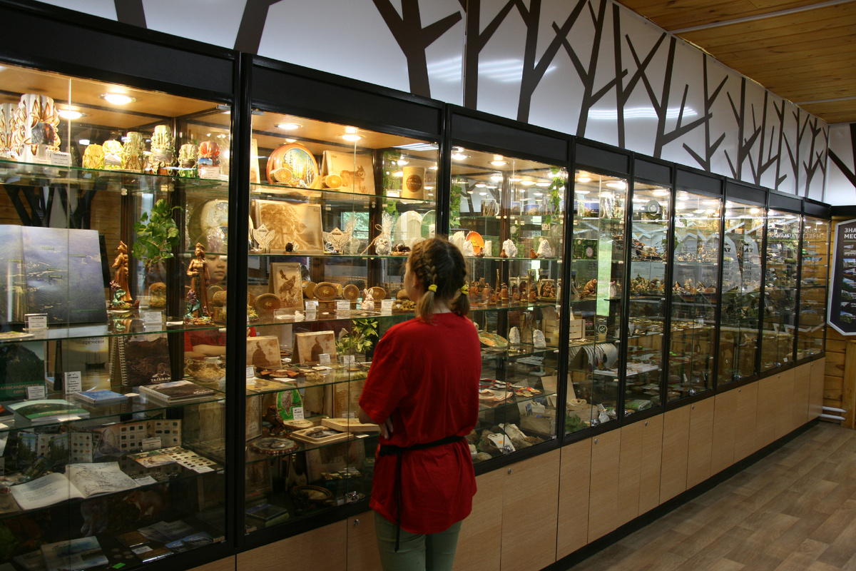 Сувенирная лавка