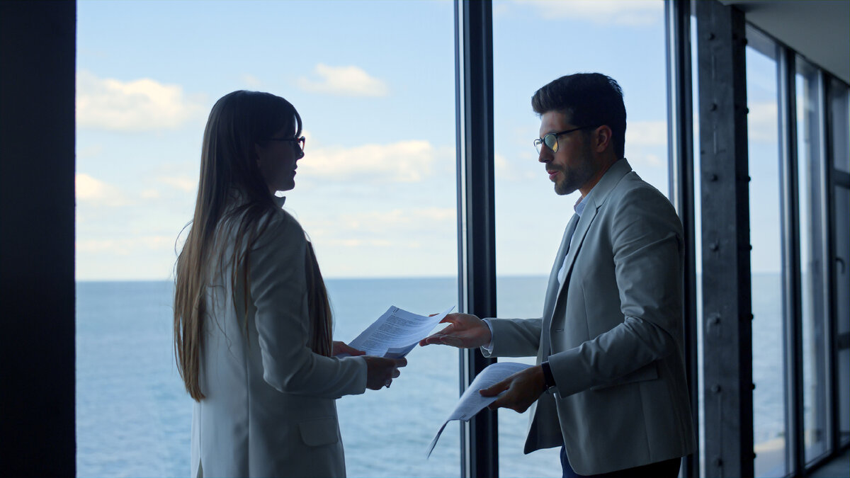 Субординация на работе секретаря и руководителя