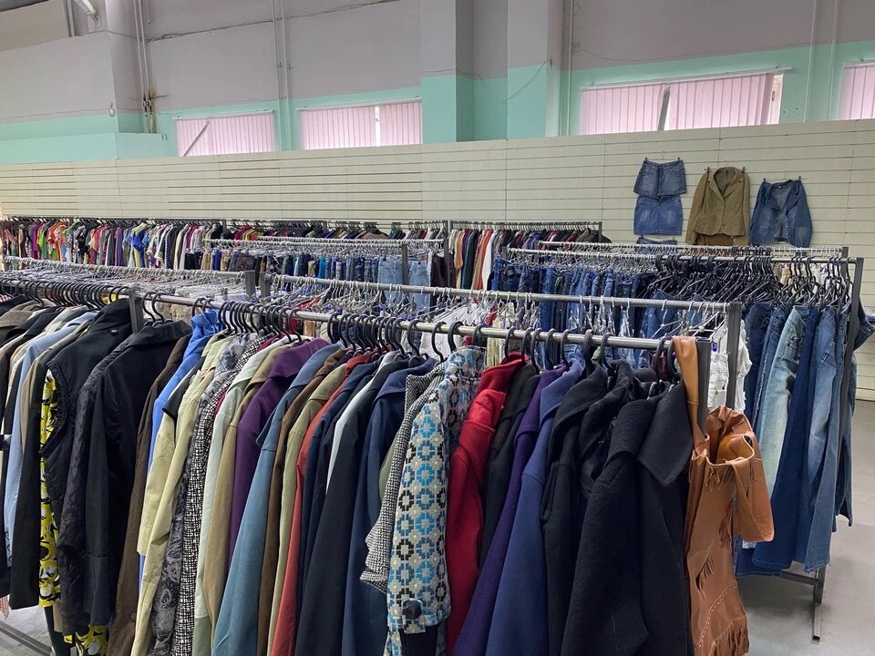 внутри в центре