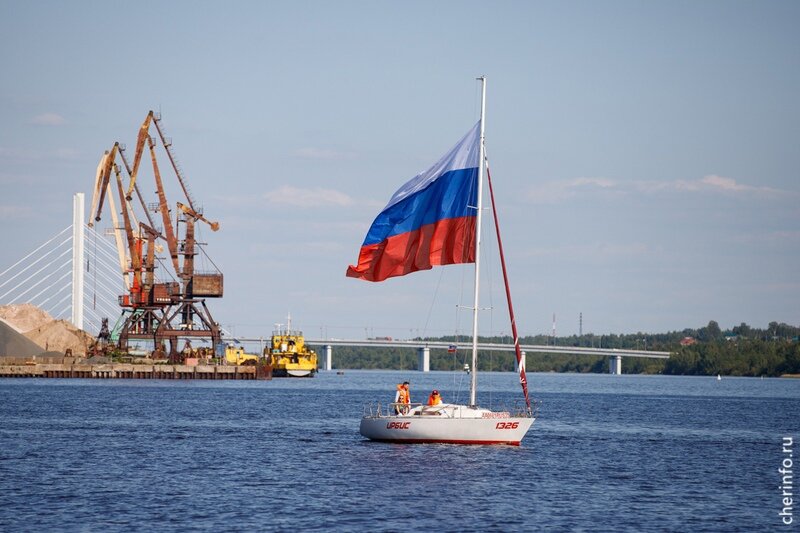    Оно пройдет 12 июня, в День России и День открытия города, на набережной в 16:30 и станет завершением большого праздника "Берег города родного".