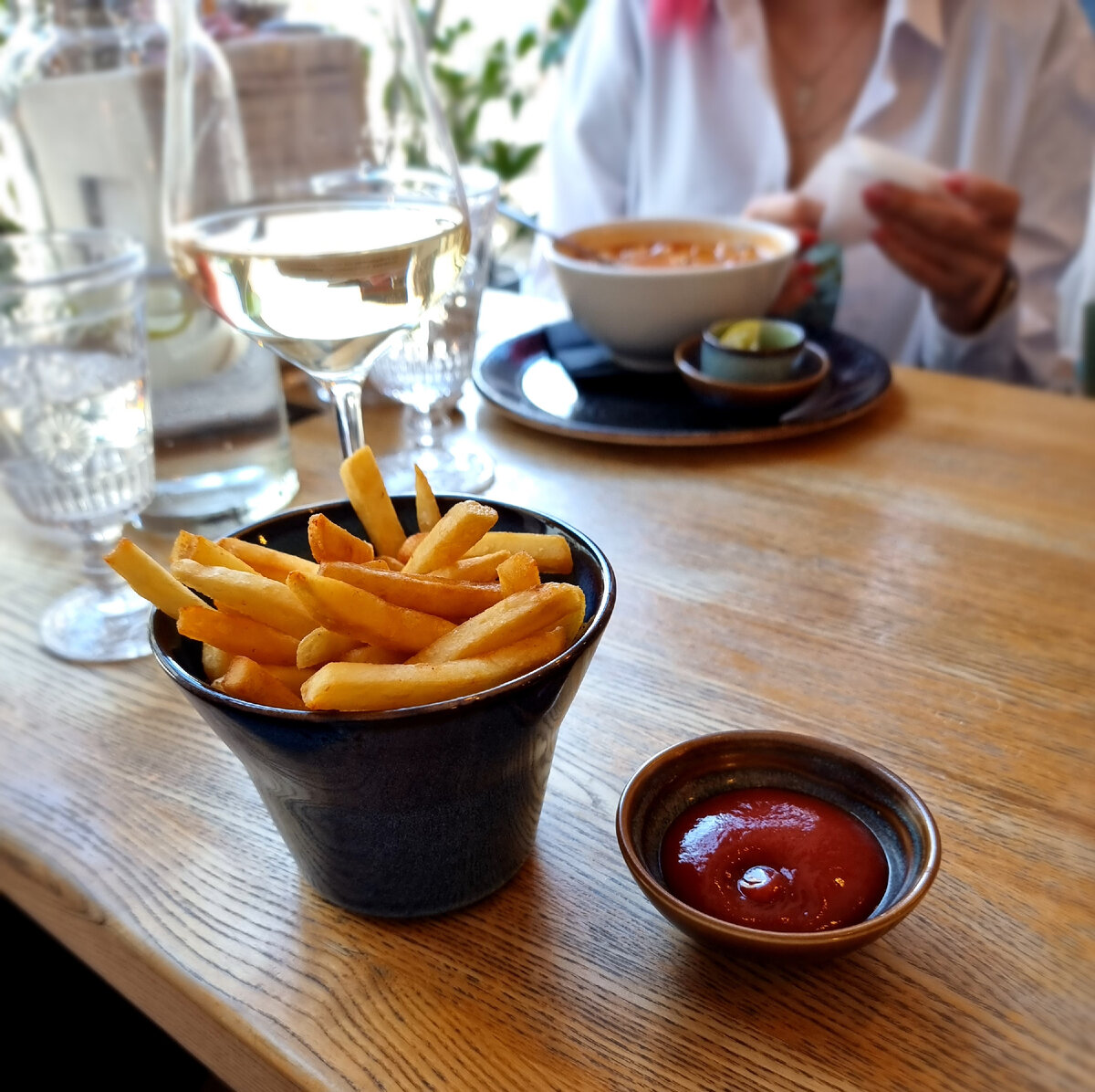 Женской завтрак 