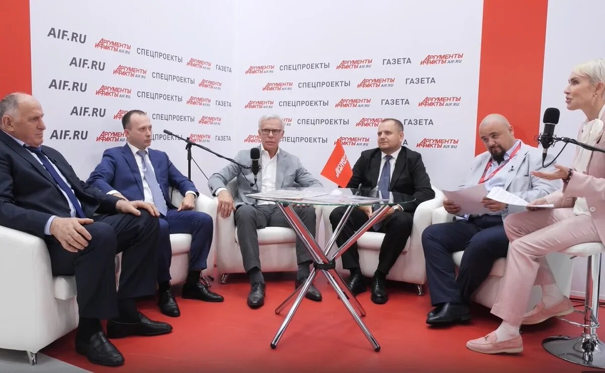    Туристов нужно учить не ходить в шортах в Дагестане и не мусорить на природе, считает ВЦИОМ