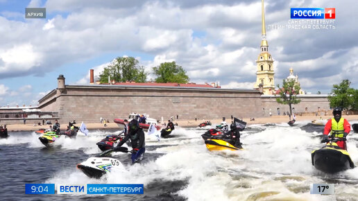 Введен запрет на передвижение гидроциклов по рекам и каналам центра Петербурга