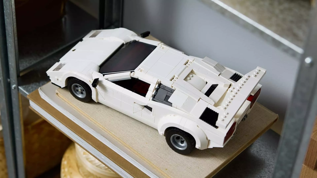 Lamborghini Countach скорость