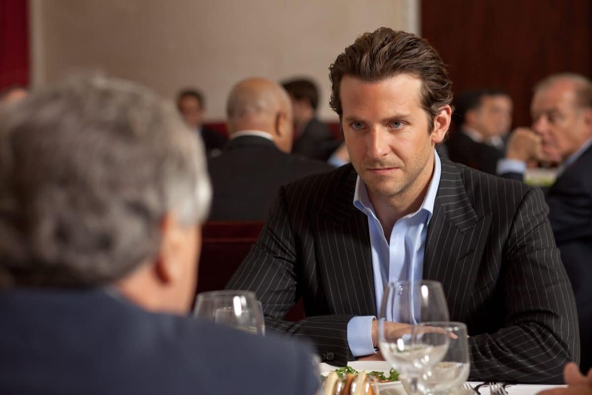    Кадр из к/ф «Области тьмы» / © Relativity Media