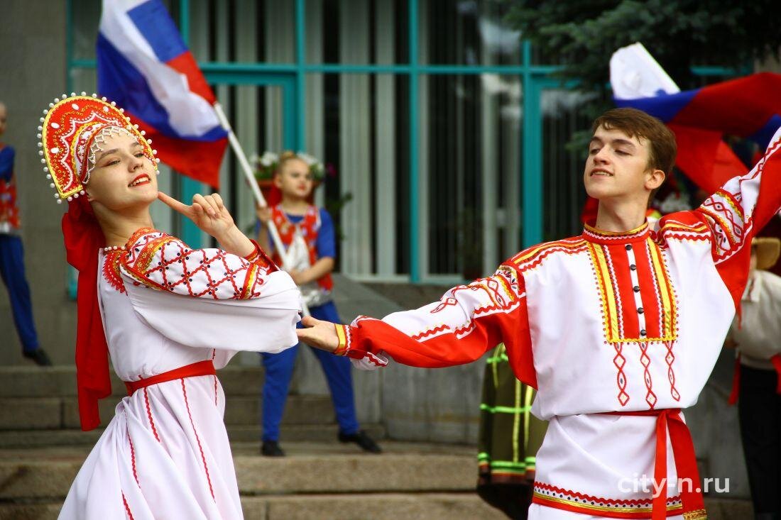 День России (12 июня). Праздники мира Дзен