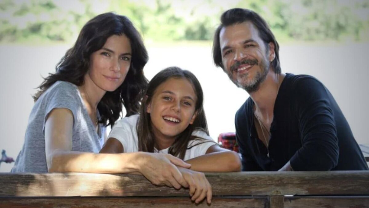 Анна Валле, Мехмет Гюнсюр и его дочь во 2-м сезоне драмы "Леа"