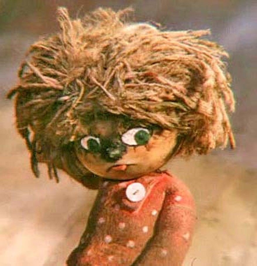 Ел не до сыта, спал без просыпа, недосыпал в общем.