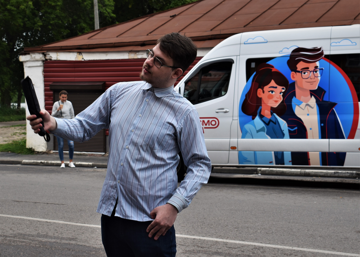 Экскурсию "Прогулка фабриканта" в Егорьевске ведет К. Великий. Фото автора