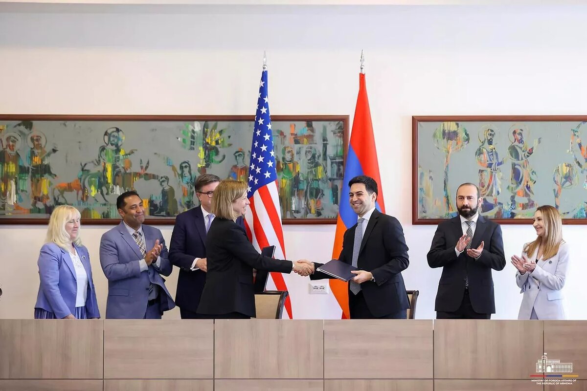 © Photo : press office of MFA of RA