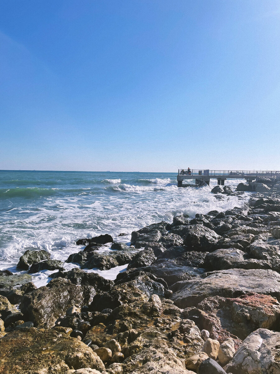 Мы жили в нетуристическом городе Мерсин, в который безумно влюбились. Моя мечта - обязательно вернуться туда снова.