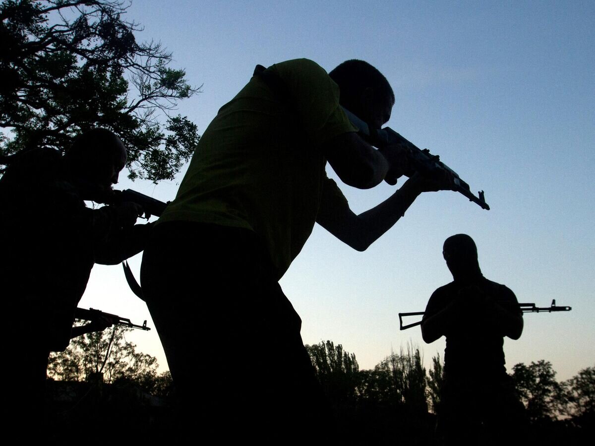    Бойцы националистического батальона "Азов"*© AFP 2024 / ANATOLII BOYKO