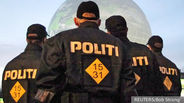     Фото: REUTERS/Bob Strong    
 Текст: Вера Басилая