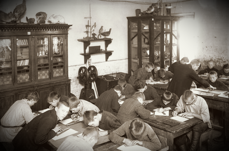 Детский городок. Класс спецпредметов, Галич. 1932 год Фото: «Костромская старина»