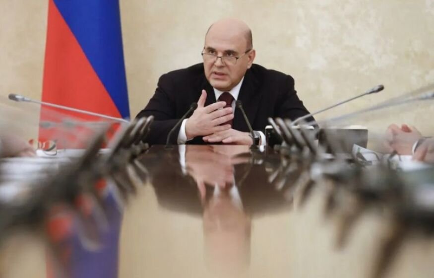    Мишустин придумал, как заменить россиян роботами на производстве
