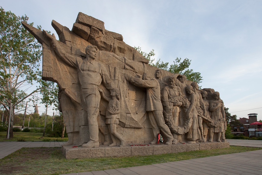 Горельеф «Память поколений», Мамаев курган, Волгоград. Фотография: Игорь Литвяк / фотобанк «Лори»