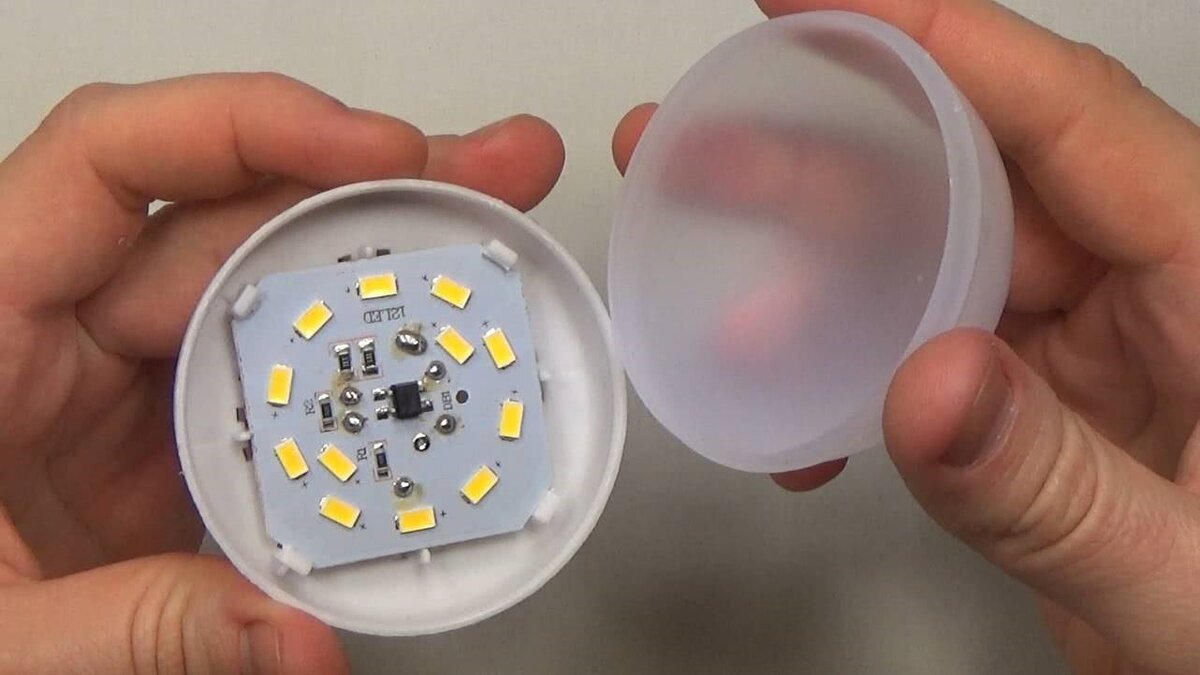 светодиодная лампа внутри