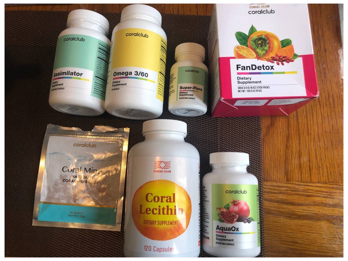 Так выглядела моя первая посылка от Coral Club перед 2-м курсом химии. Меня это сильно поддержало. 