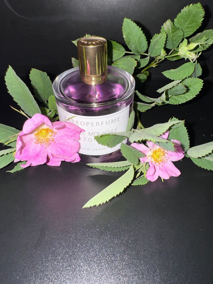 Смотрите, какая красавица. А цвет какой... Ммммм...