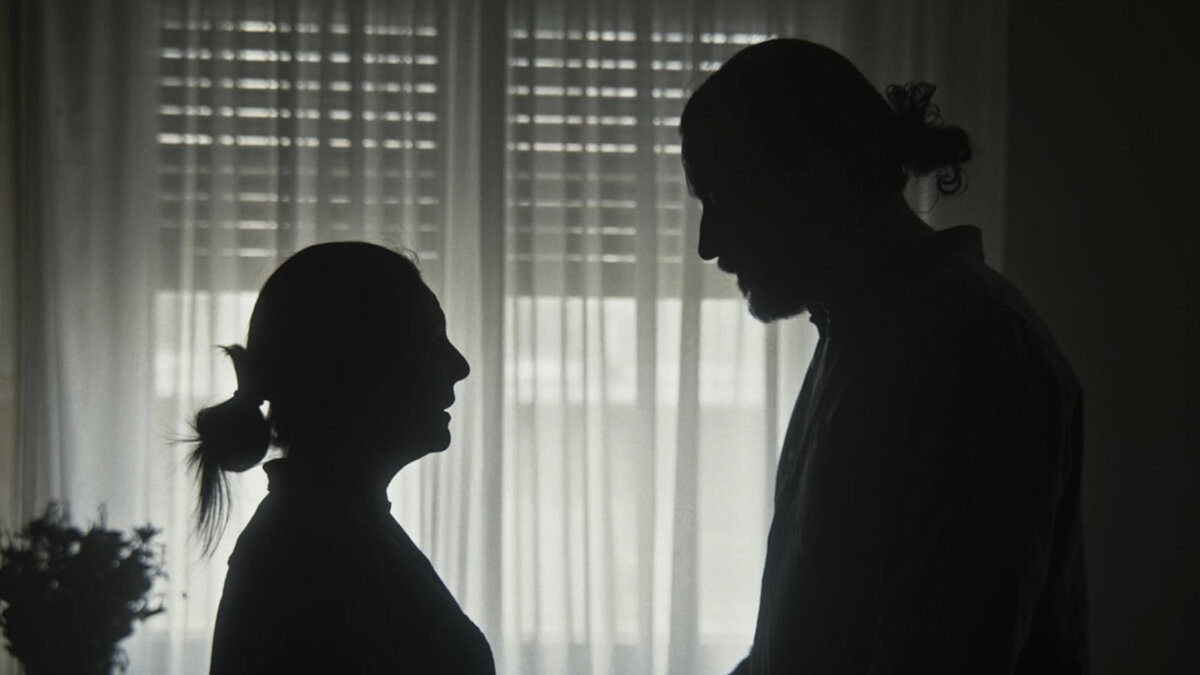 Кадр из фильма "Журнальный столик"