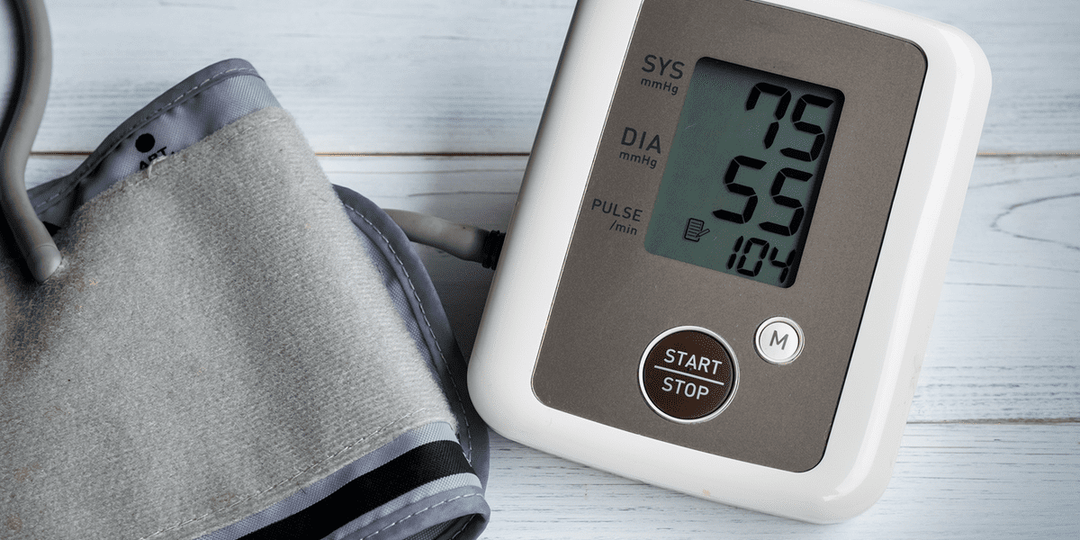 Высокое давление опасно, а если оно постоянно низкое – это хорошо или плохо? Как его повысить?