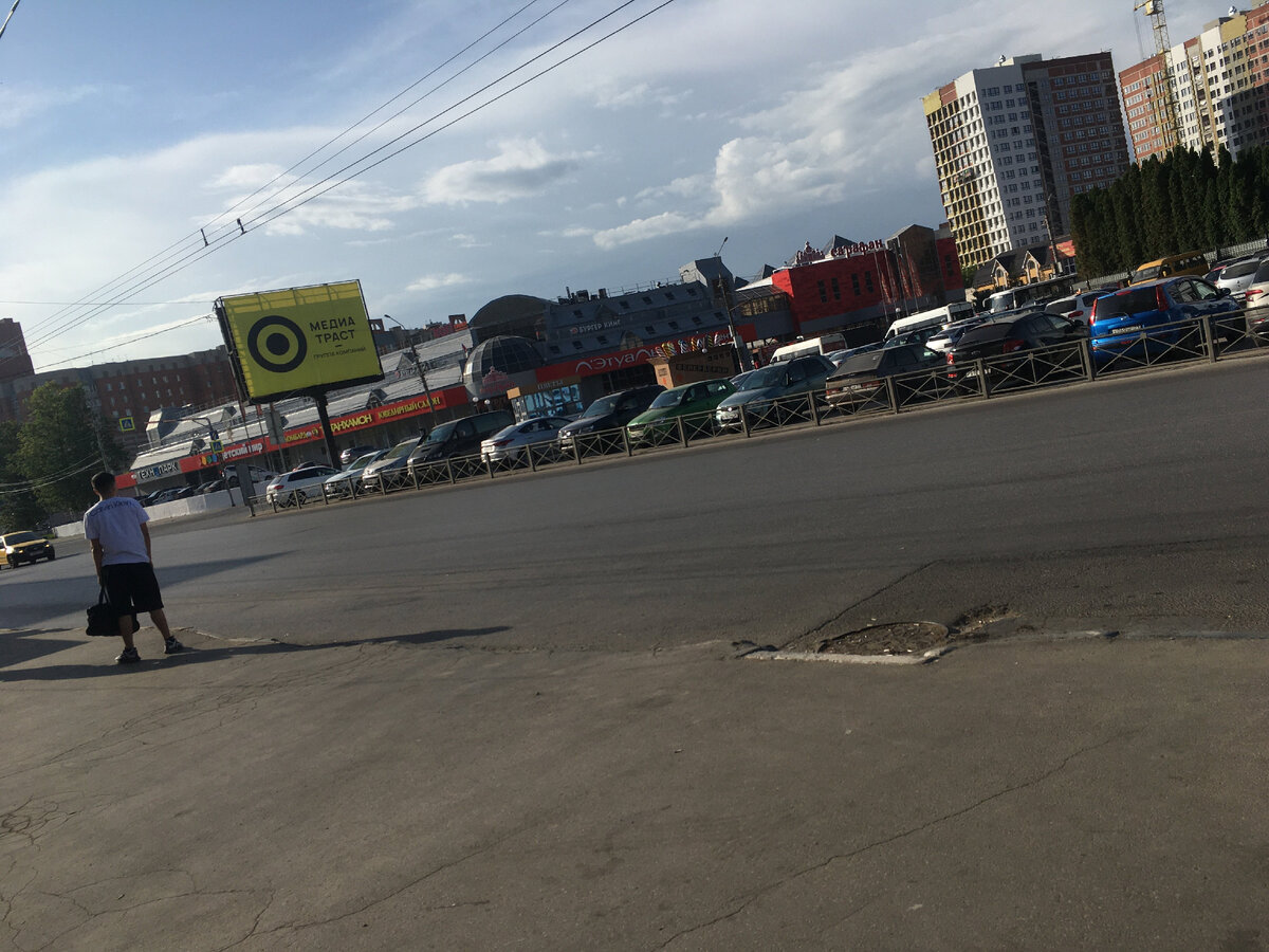 Город просыпается...