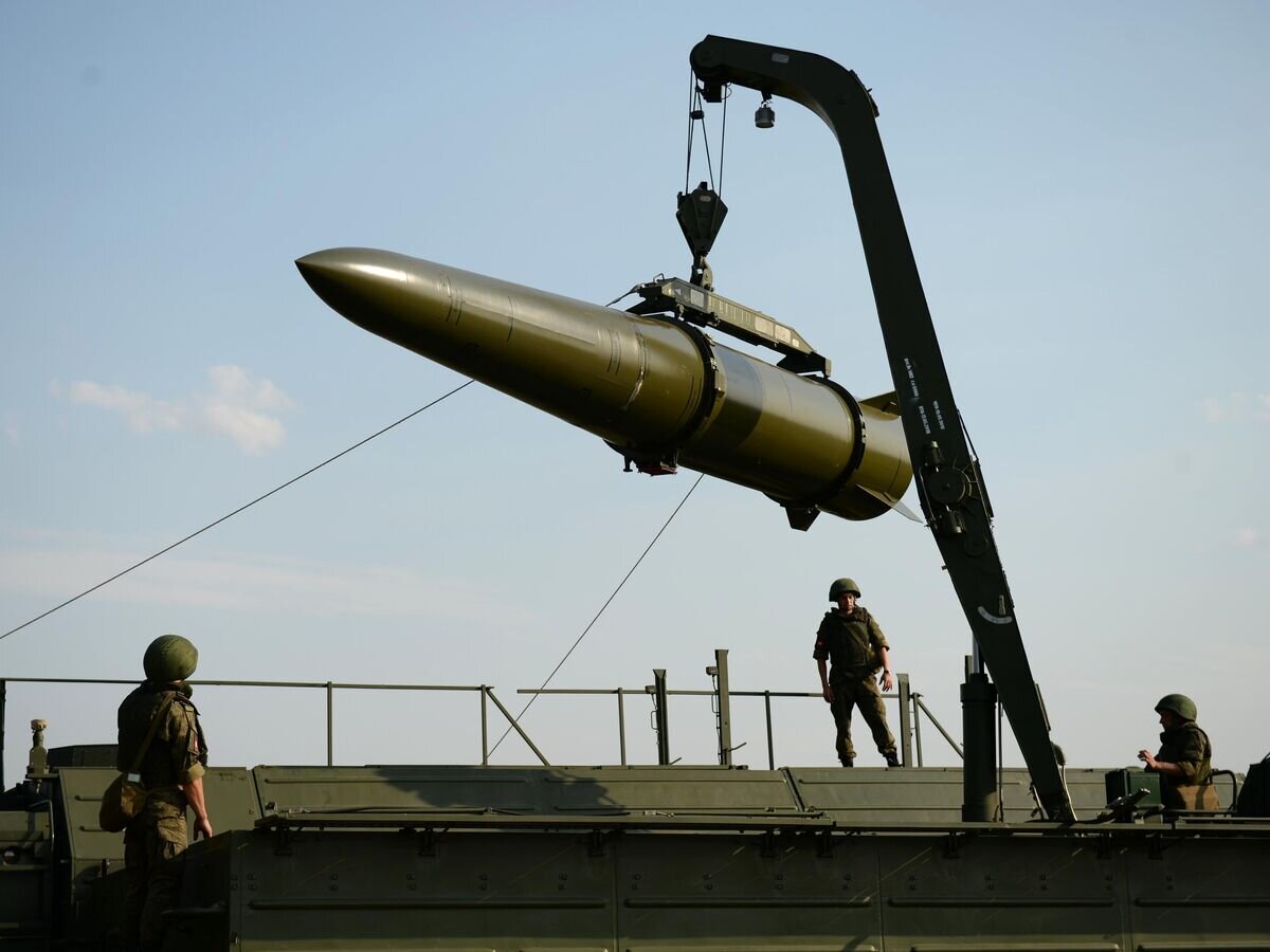    Развёртывание оперативно-тактического ракетного комплекса "Искандер-М"© РИА Новости / Павел Лисицын