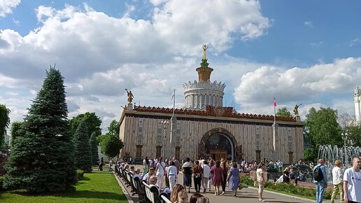 Самый красивый фонтан Каменный цветок. ВДНХ, Москва. Друзья, подписывайтесь и ставьте лайк!