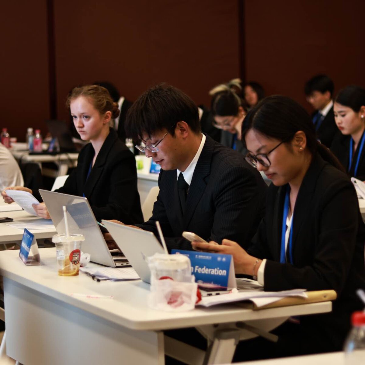 Третий день: принятие резолюции