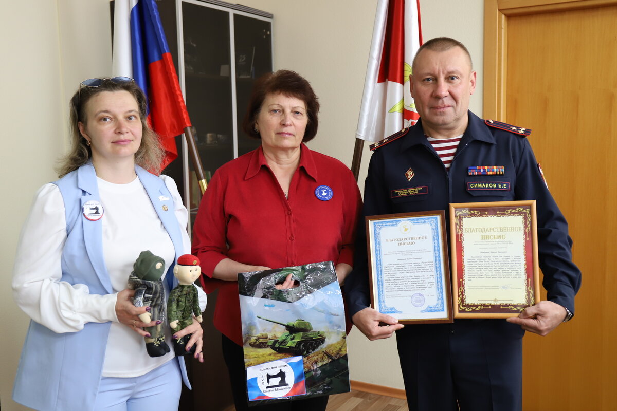 В День России Росгвардия проводит ряд патриотических мероприятий на Урале |  Уральский округ Росгвардии | Дзен