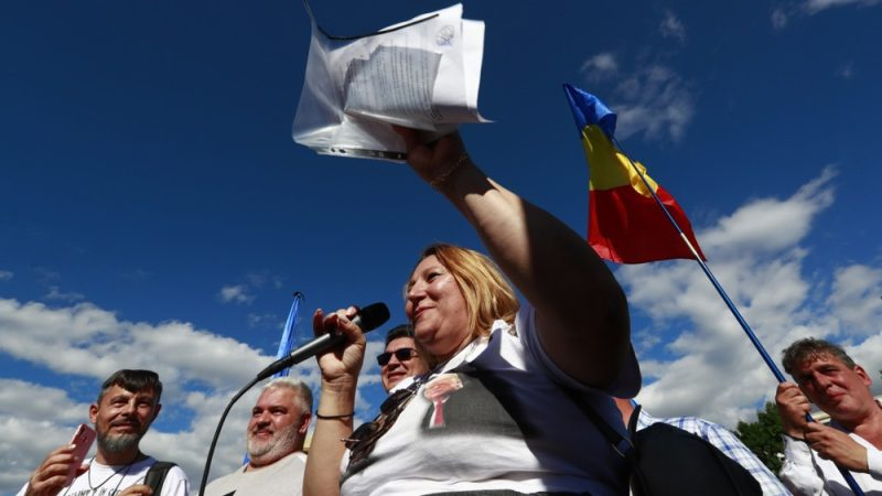 SOS Румыния «наиболее близка к доктрине группы «Идентичность и демократия» (ID)», заявила Диана Шошоаке в интервью каналу D во вторник, отметив при этом возможность появления новой европейской парламентской группы. [EPA-EFE/РОБЕРТ ГЕМЕНТ]